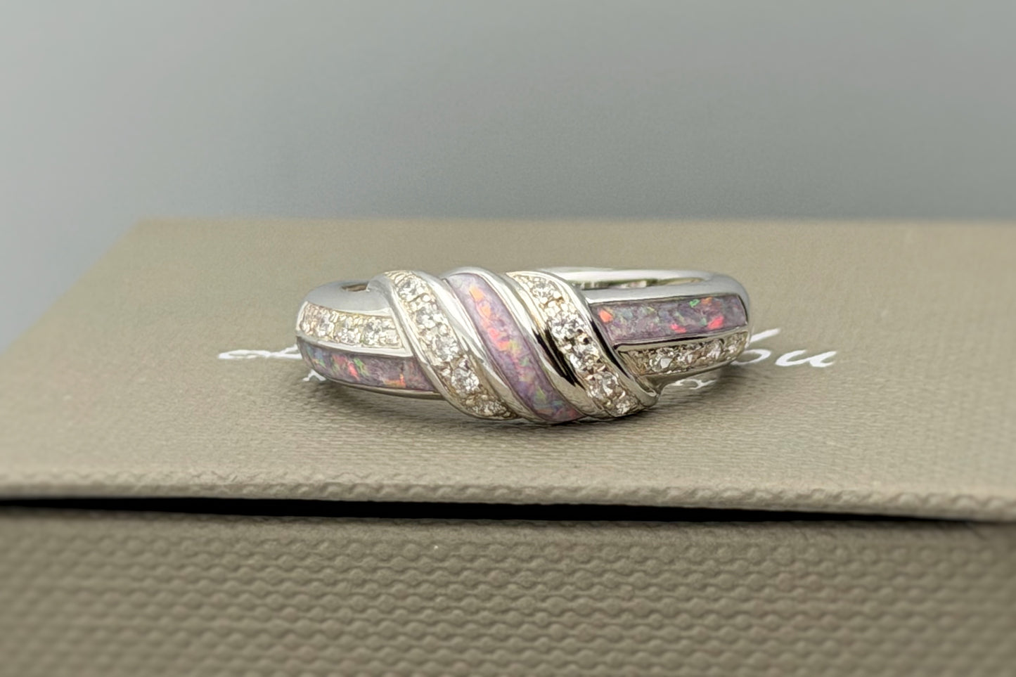 925 Silver Three Stone Knot Twist Band Ring