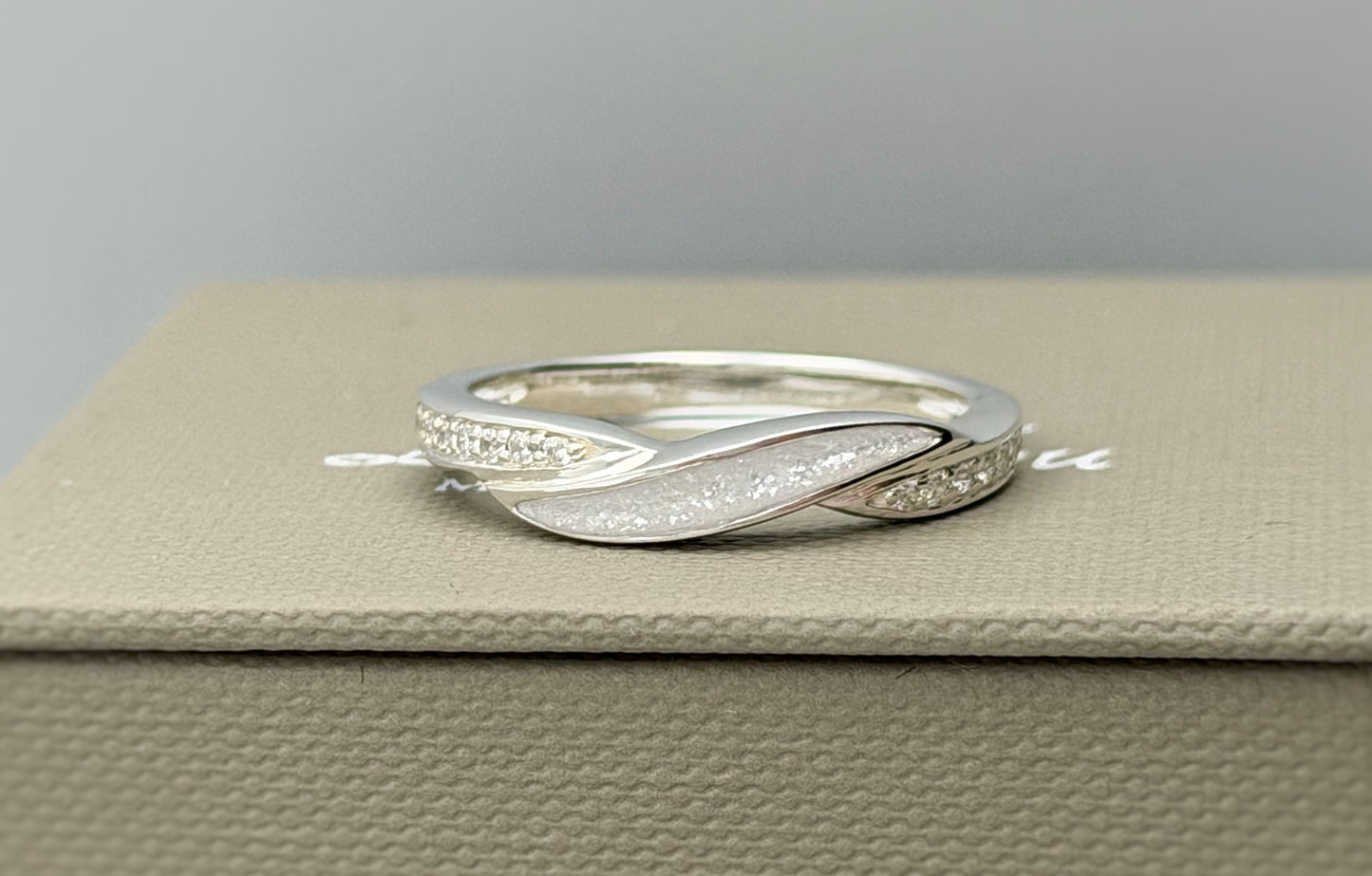 925 Silver Wave Crystal Band Ring