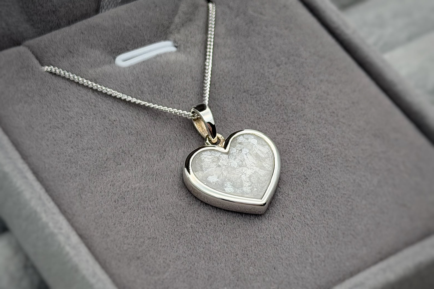 925 Silver Simple 16mm Heart Thick Trim Pendant