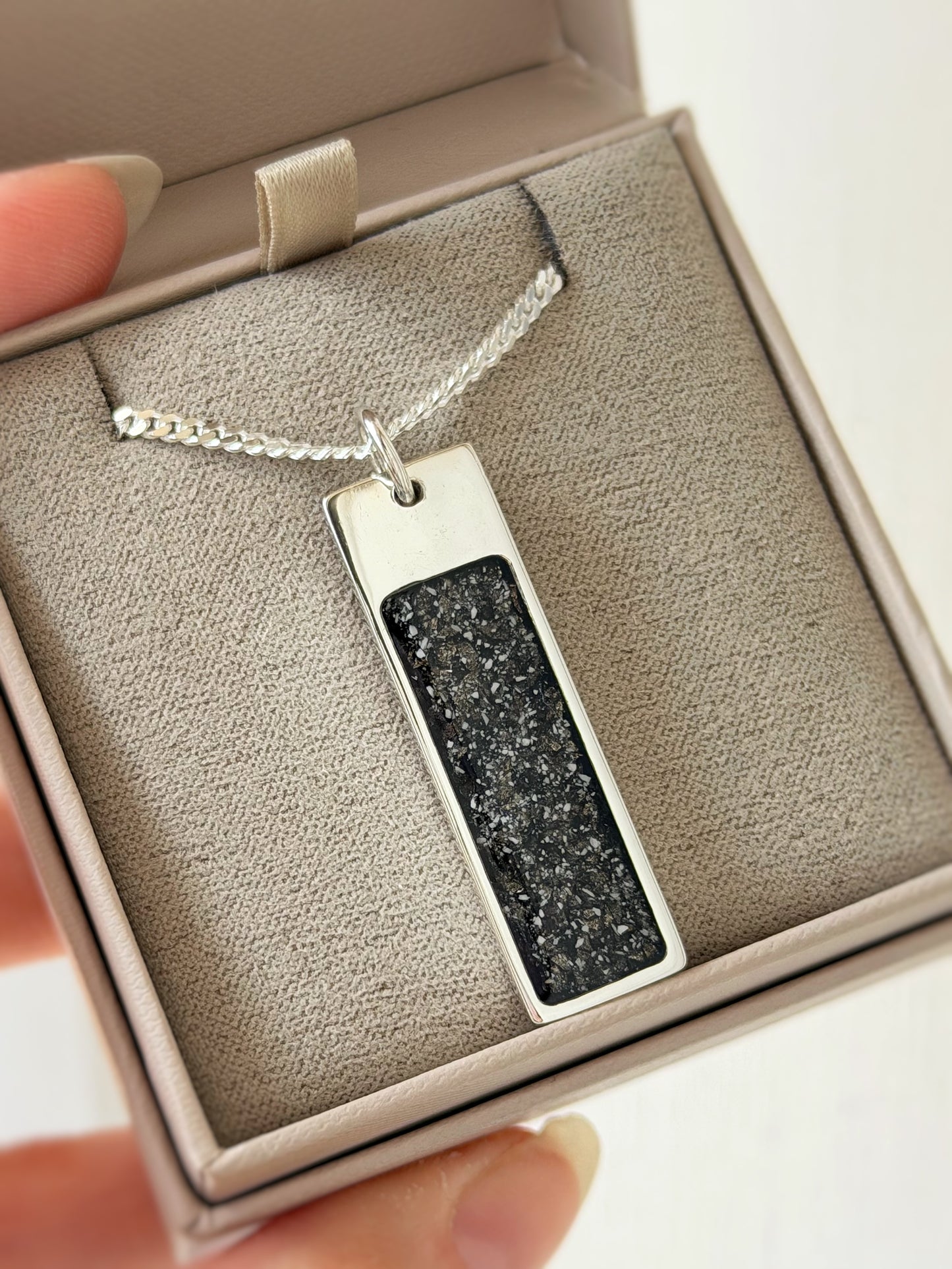 925 Silver Gents/Unisex Oblong Bar Pendant