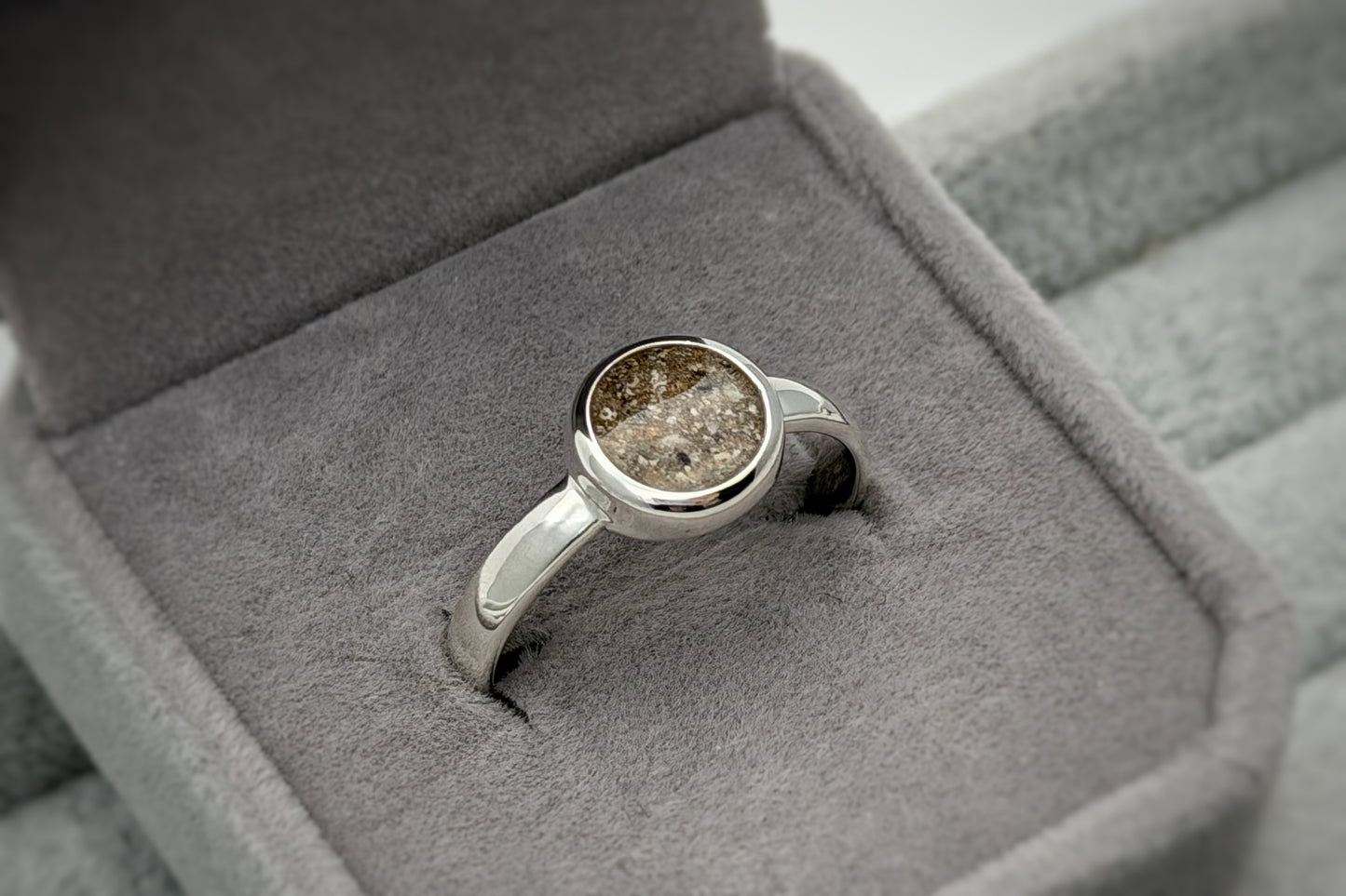 925 Silver 10mm Round Thick Trim Ring