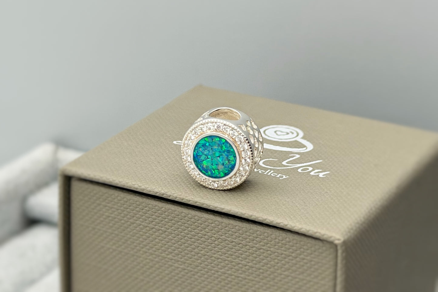 925 Silver Round Halo Filigree Crystal Charm