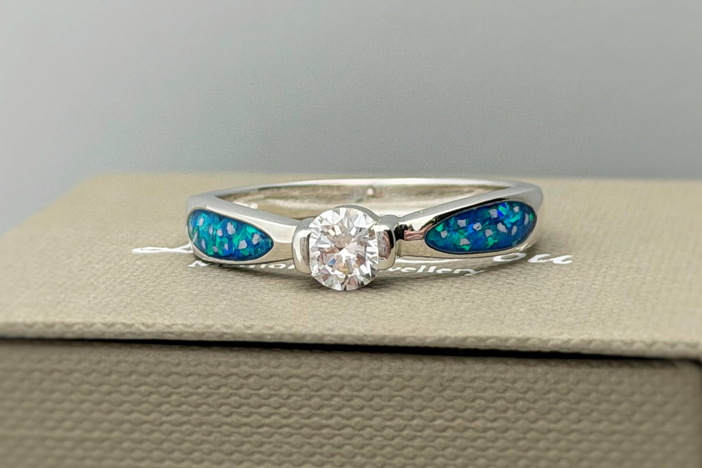 925 Silver Round Solitaire Ring