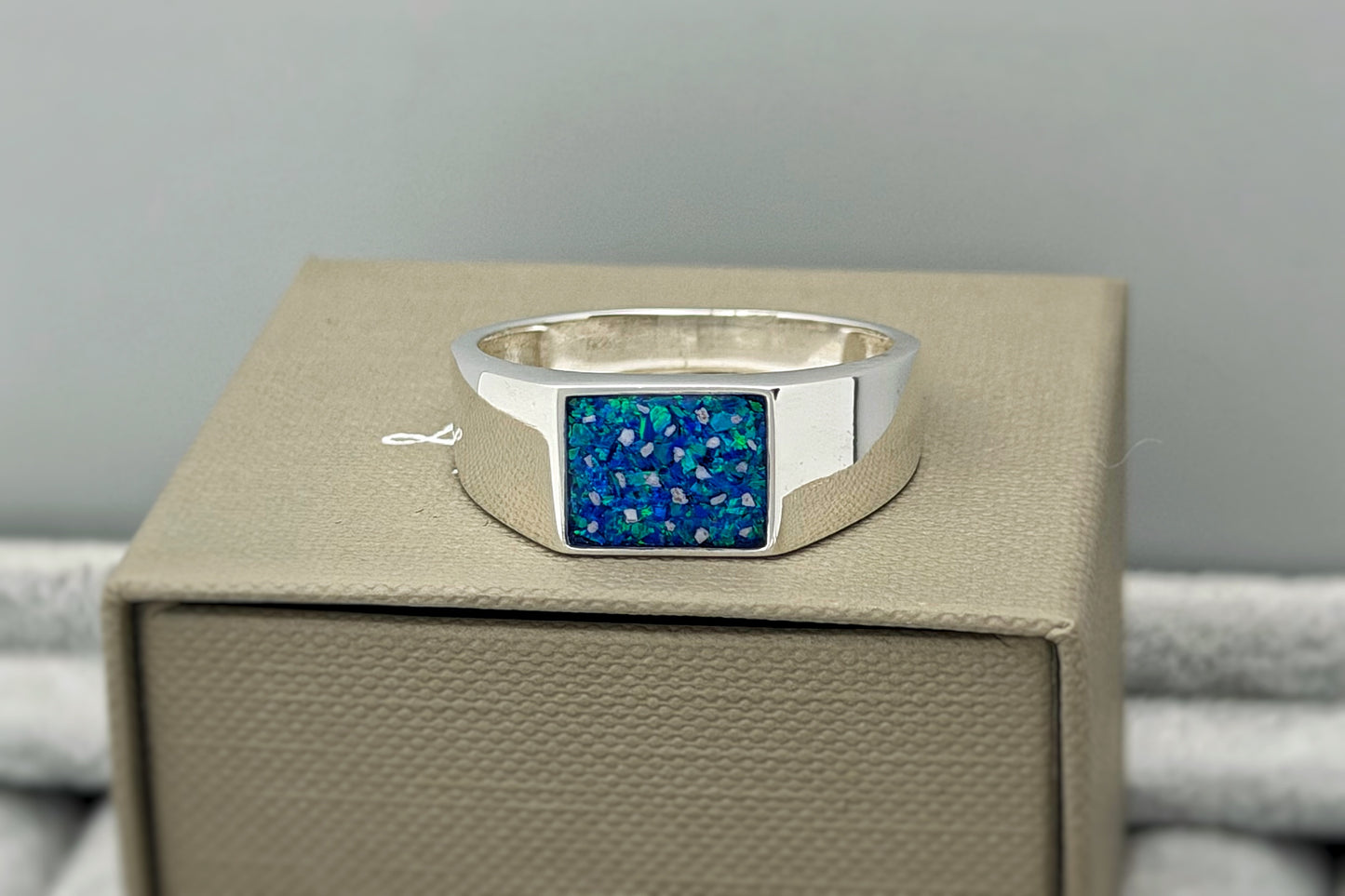 Gent’s Rectangular Signet Ring