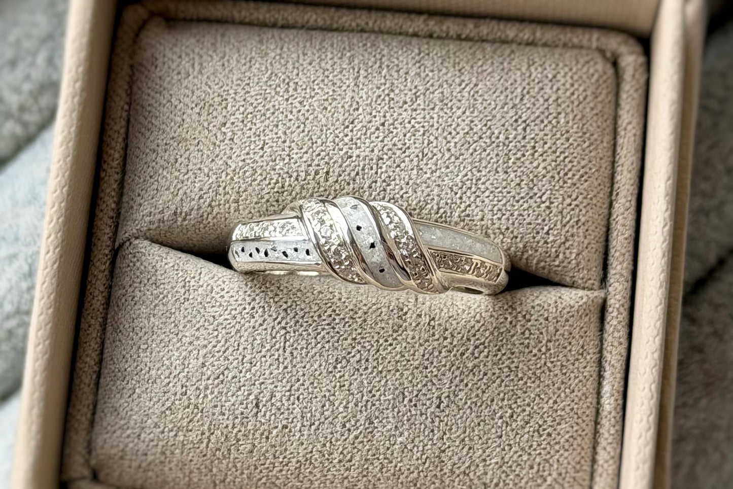 925 Silver Three Stone Knot Twist Band Ring