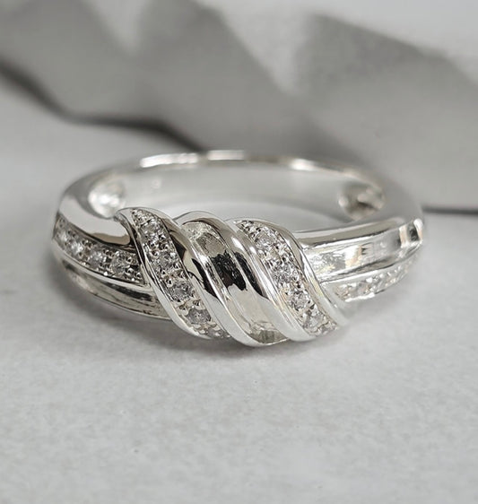 925 Silver Three Stone Knot Twist Band Ring