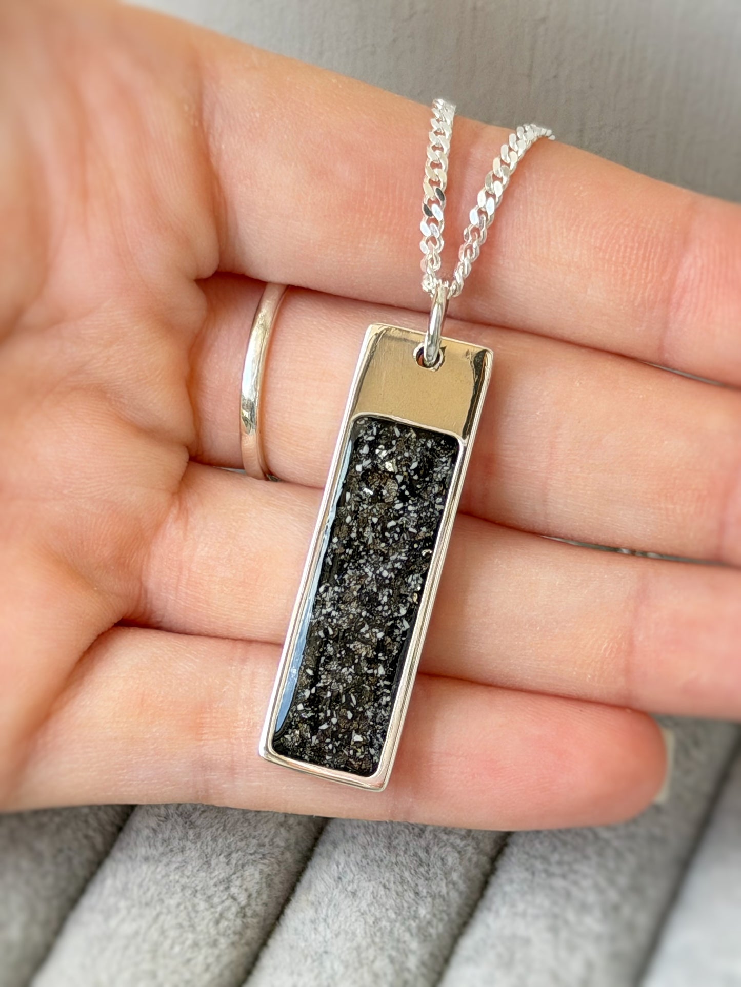925 Silver Gents/Unisex Oblong Bar Pendant