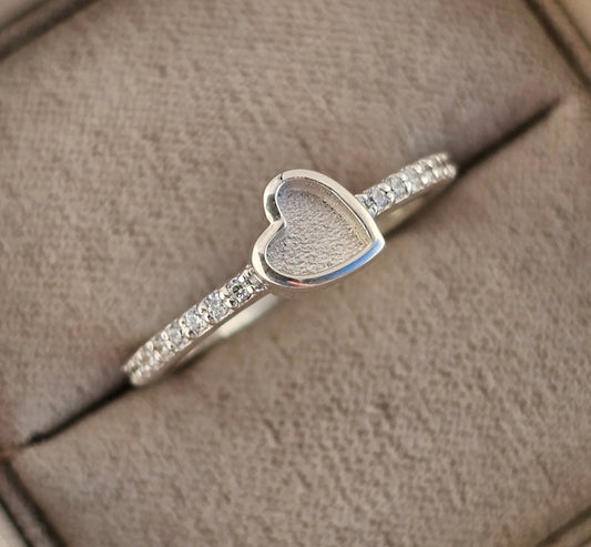 925 Silver Dainty Side Heart Ring
