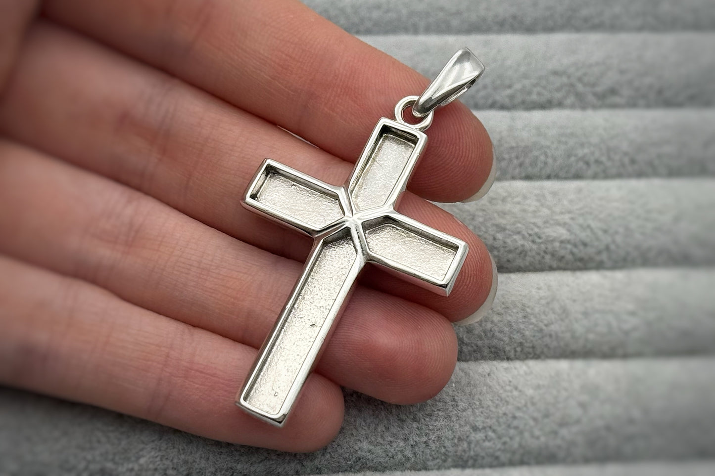 925 Silver Hallmarked Large Crucifix Pendant