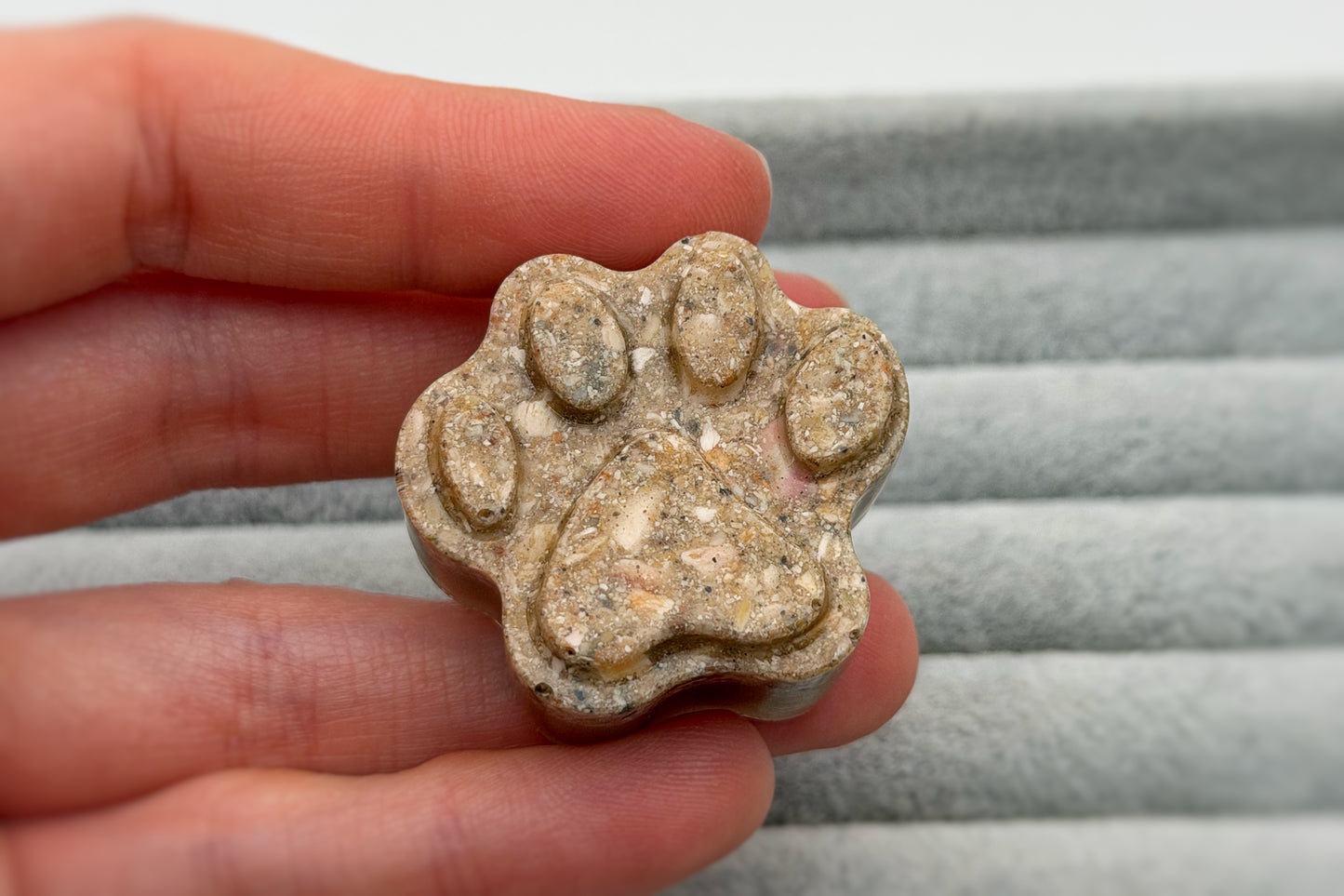 ‘Paw to Hold’ Ashes Pocket Keepsake