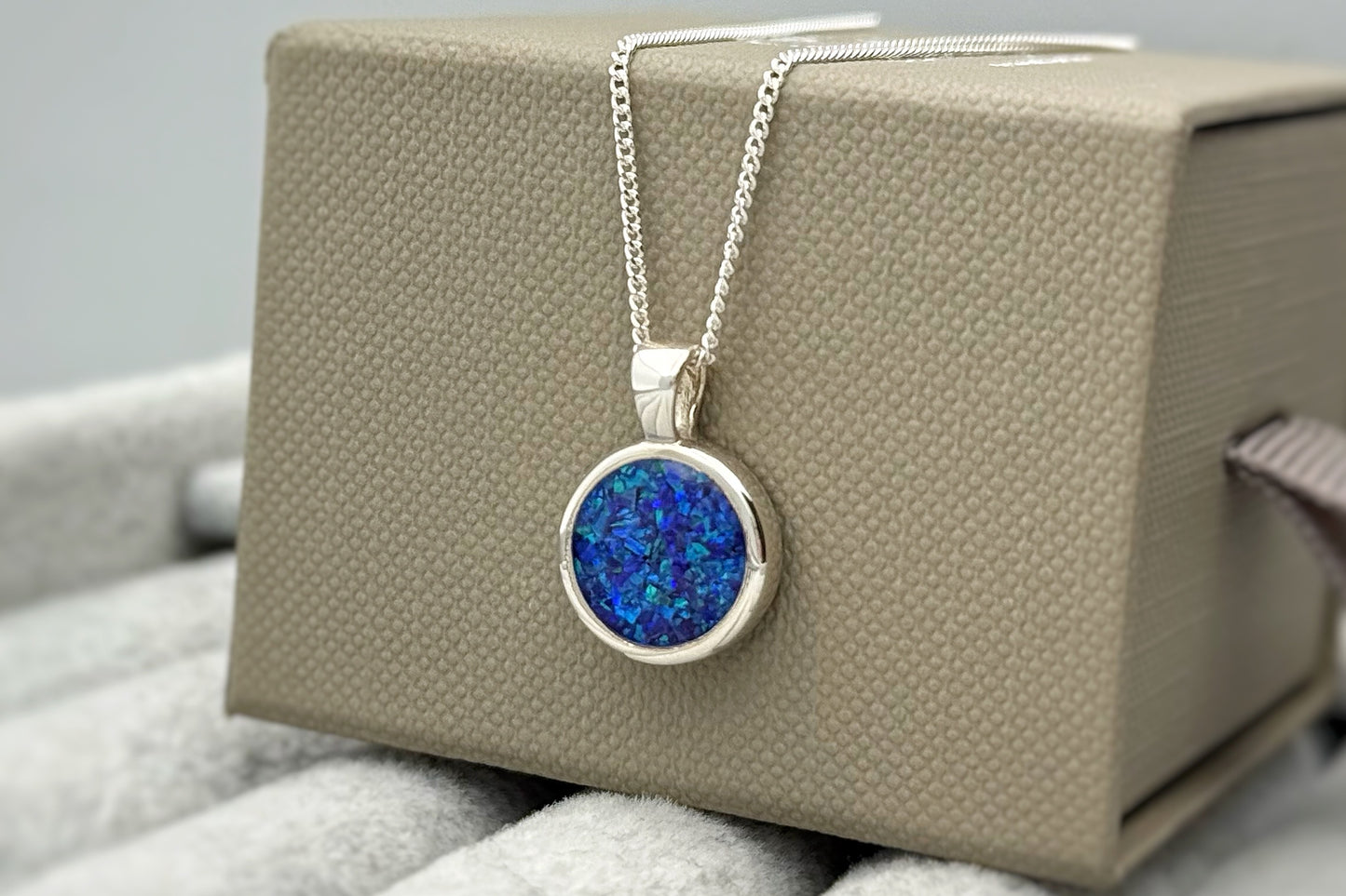 925 Silver Simple 12mm Round Thick Trim Pendant