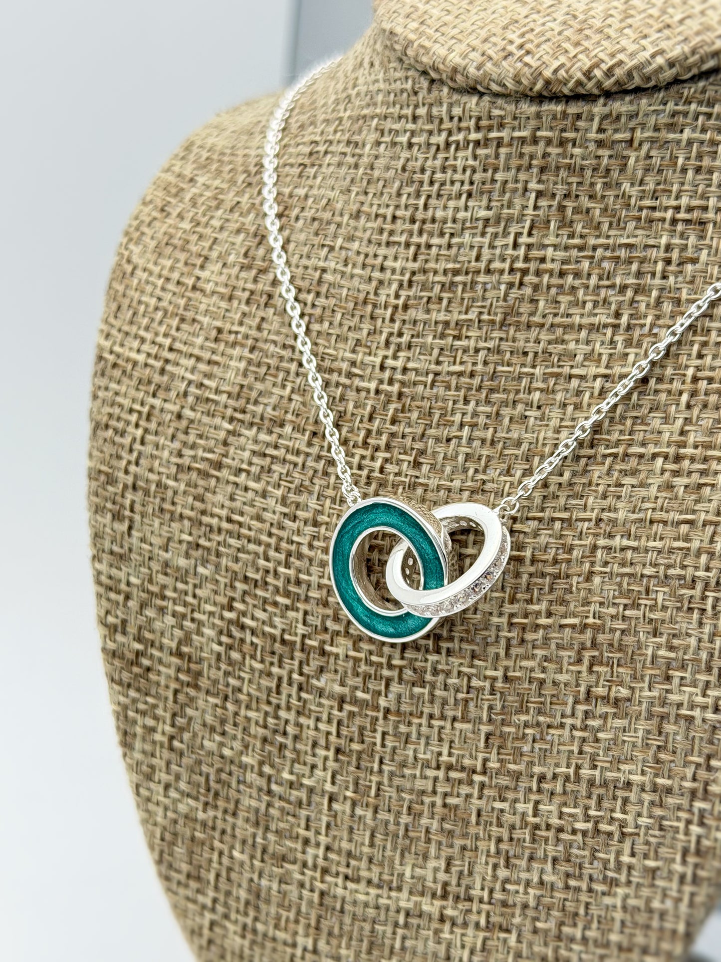 925 Silver Link of Love Pendant