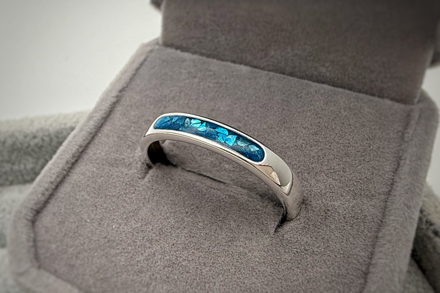 925 Silver Unisex 4mm Channel Band Ring