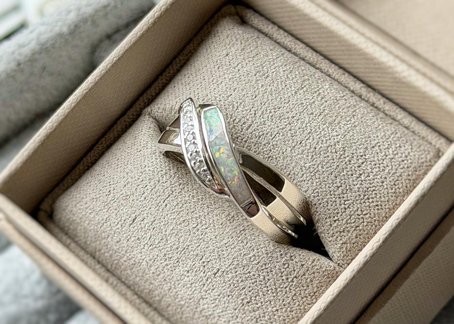 925 Silver Triple Band Crystal Ring