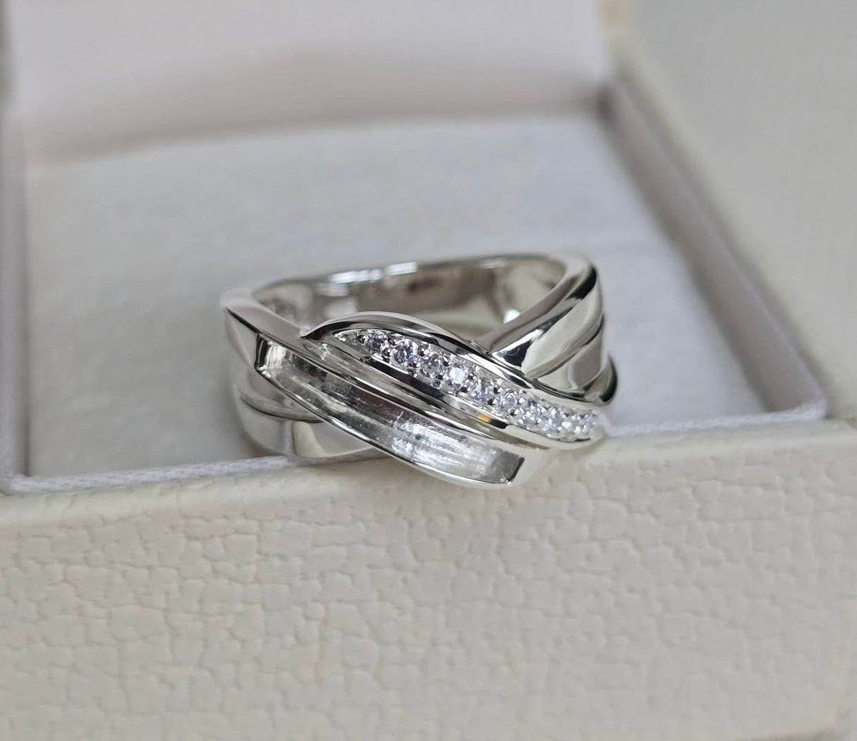925 Silver Triple Band Crystal Ring