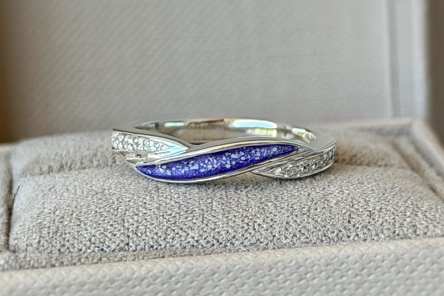 925 Silver Wave Crystal Band Ring