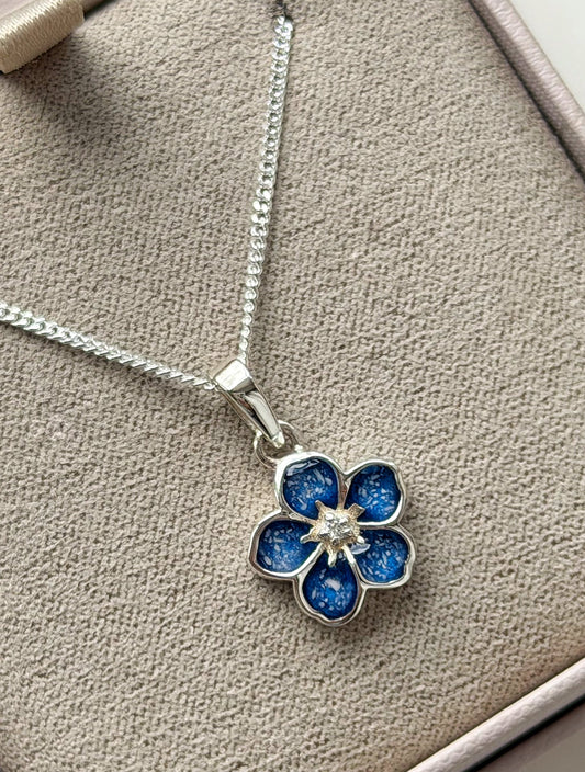 925 Silver Crystal Centre Forget-Me-Not Flower Pendant