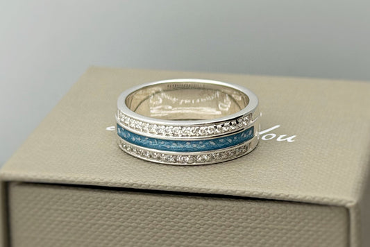 925 Silver 6mm Central Channel Crystal Band Ring