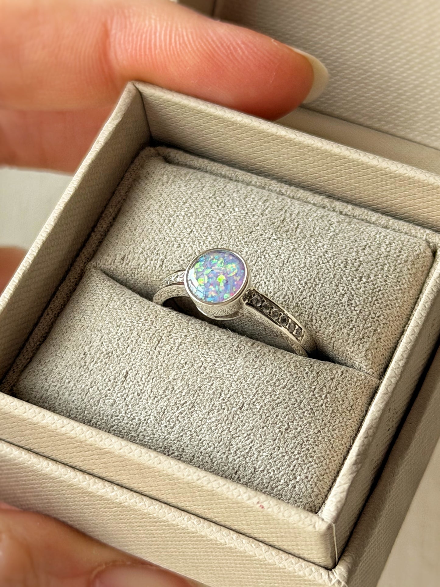 925 Silver Round Crystal Shoulder Ring