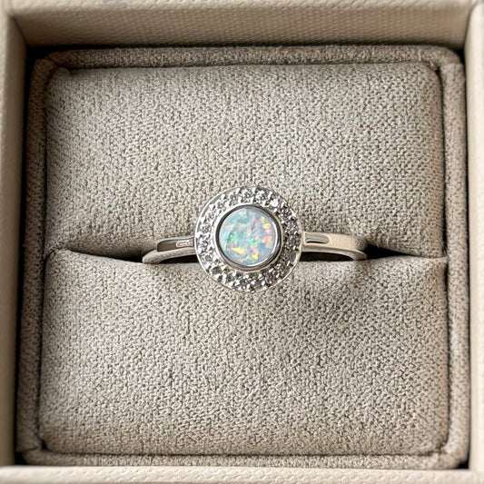 925 Silver Halo Cluster Crystal Ring