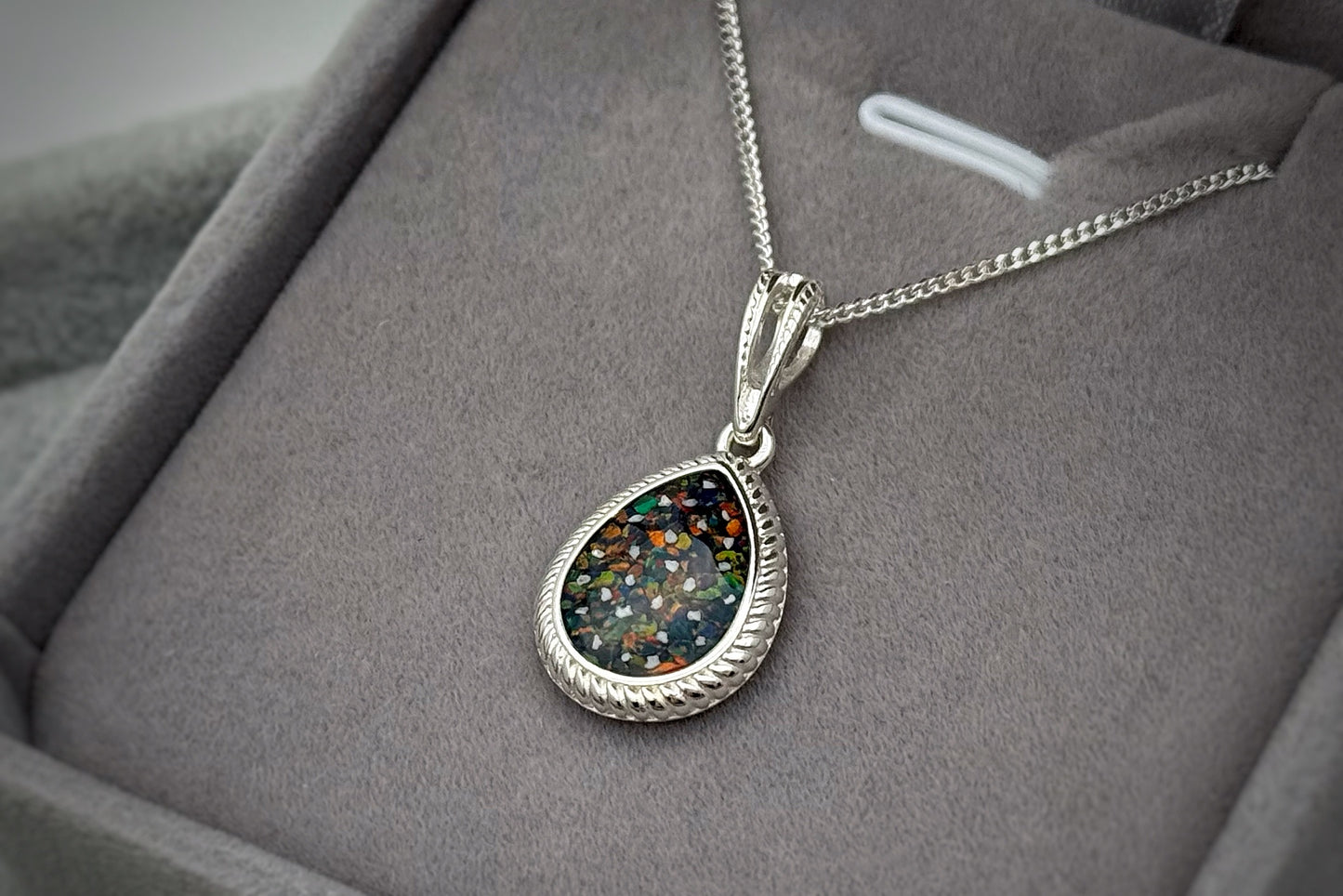 925 Silver Rope Edged Tear Drop Pendant