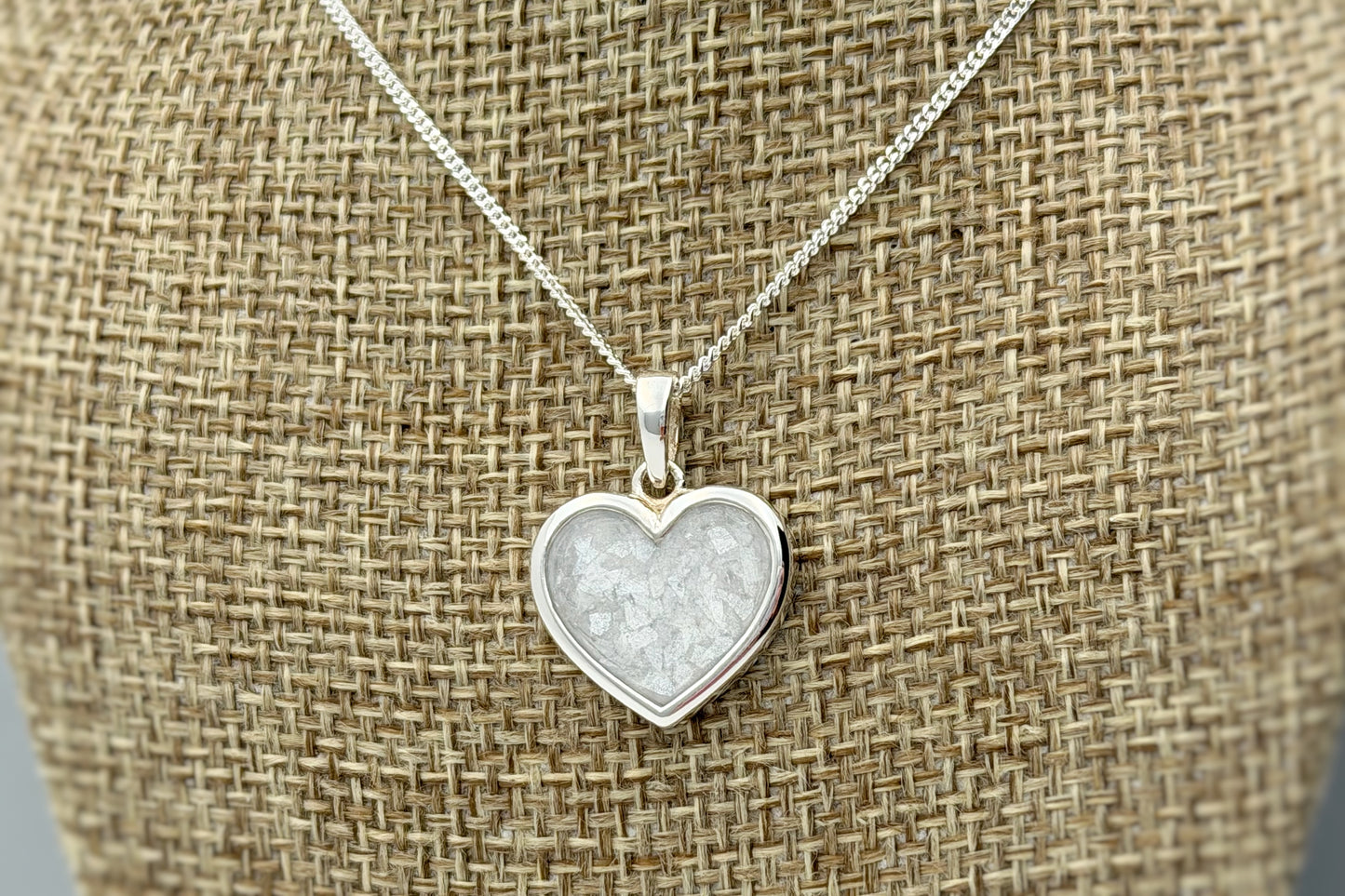 925 Silver Simple 16mm Heart Thick Trim Pendant
