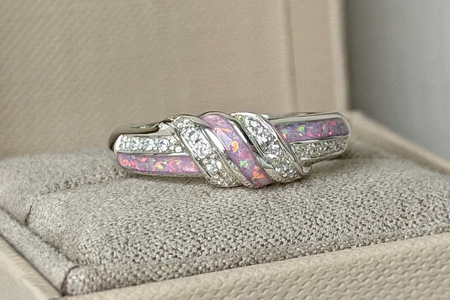 925 Silver Three Stone Knot Twist Band Ring