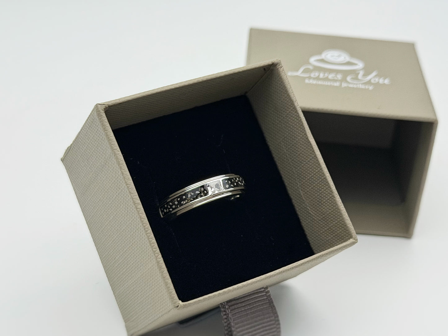 925 Silver Unisex 5mm Double Channel Crystal Band Ring
