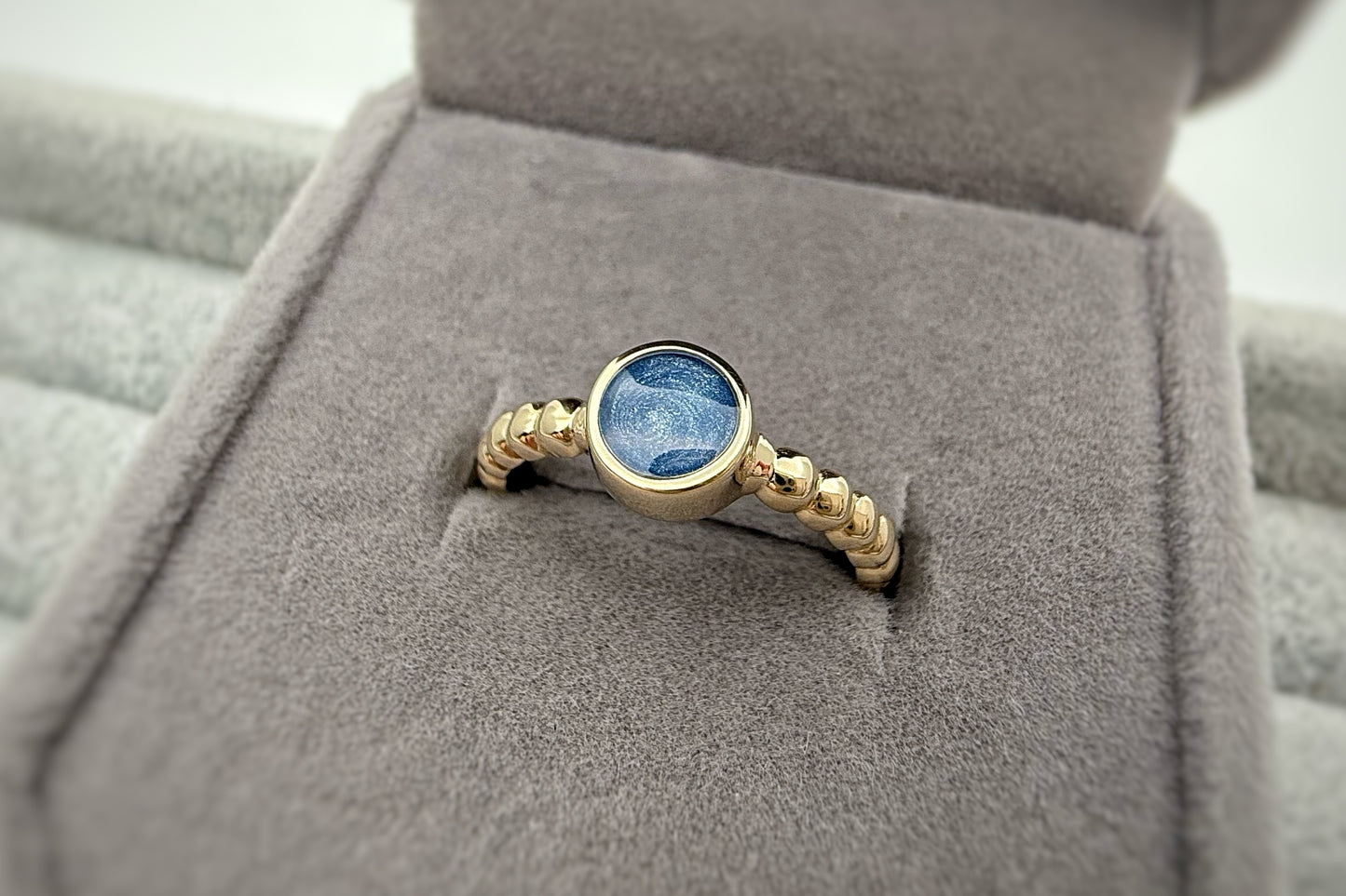9k Gold Simple Round Bobble Ring