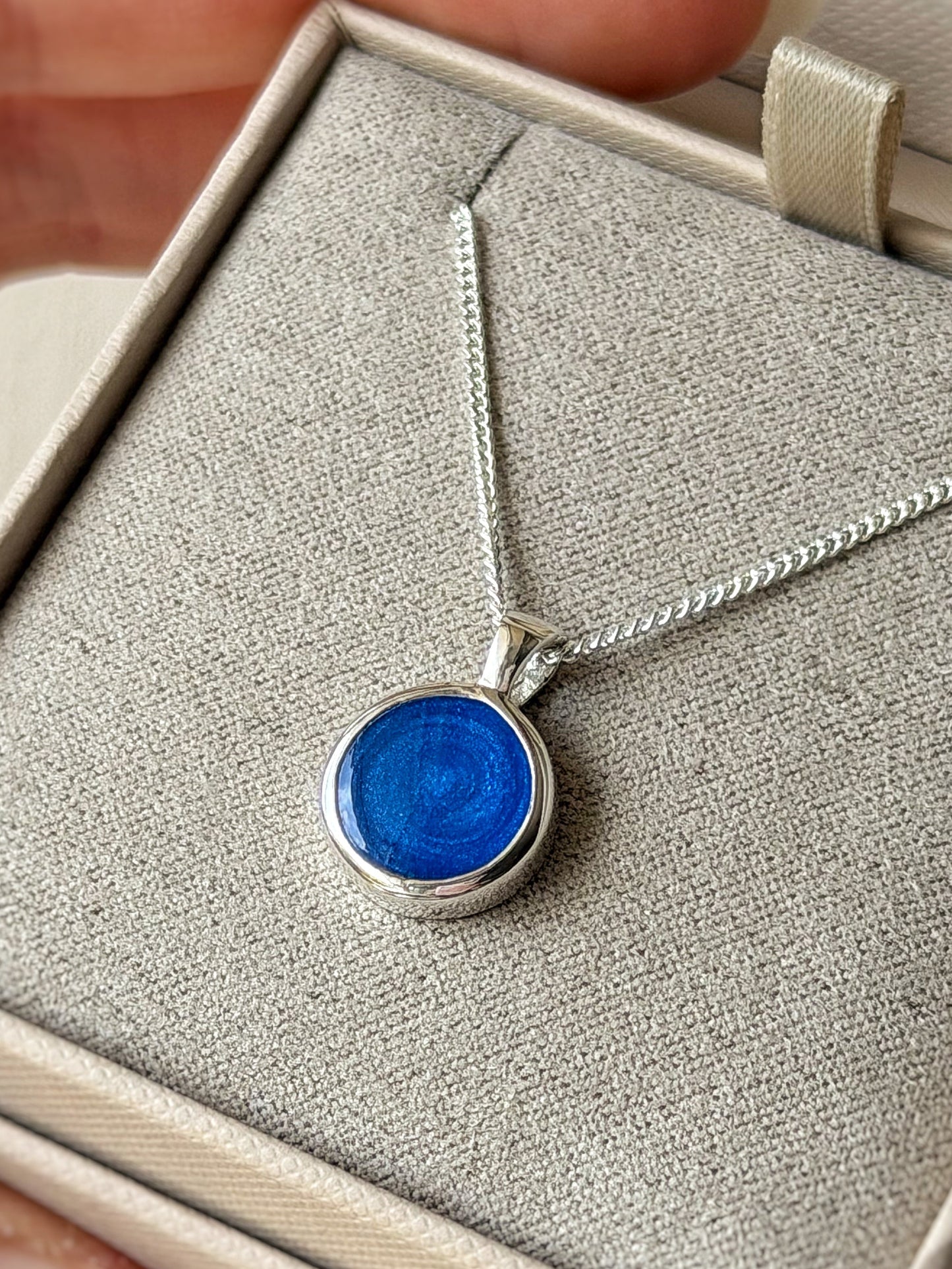 925 Silver Simple 12mm Round Thick Trim Pendant