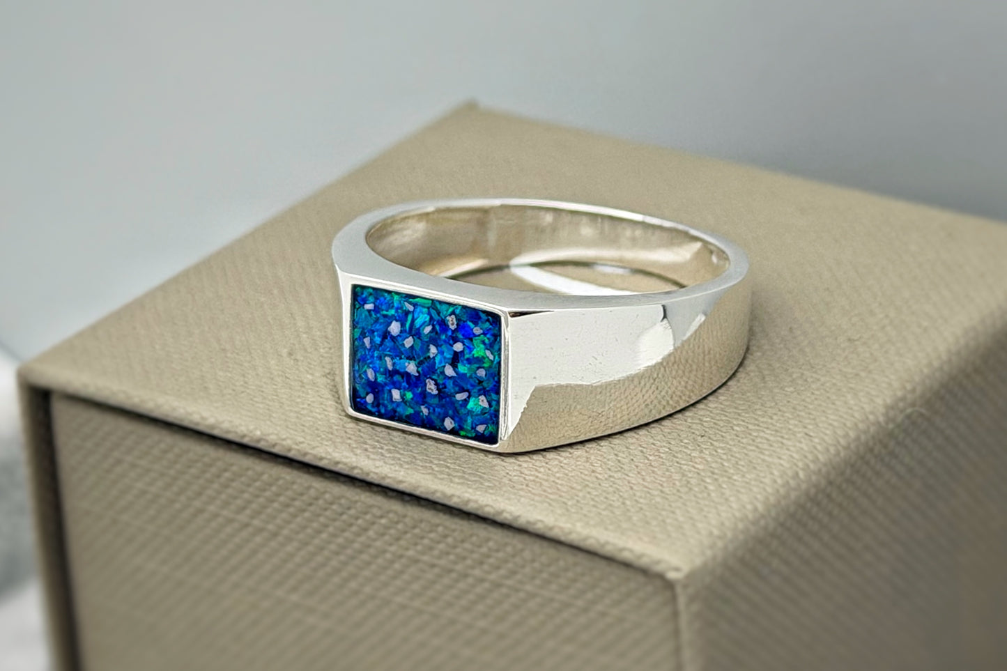 Gent’s Rectangular Signet Ring