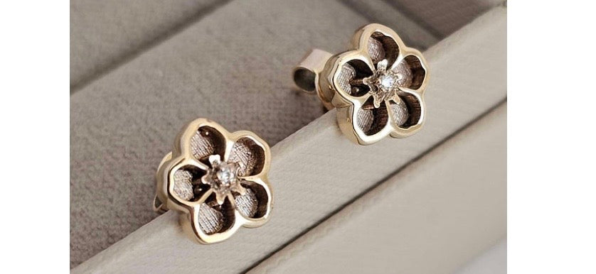 9K Gold Forget Me Not Earrings