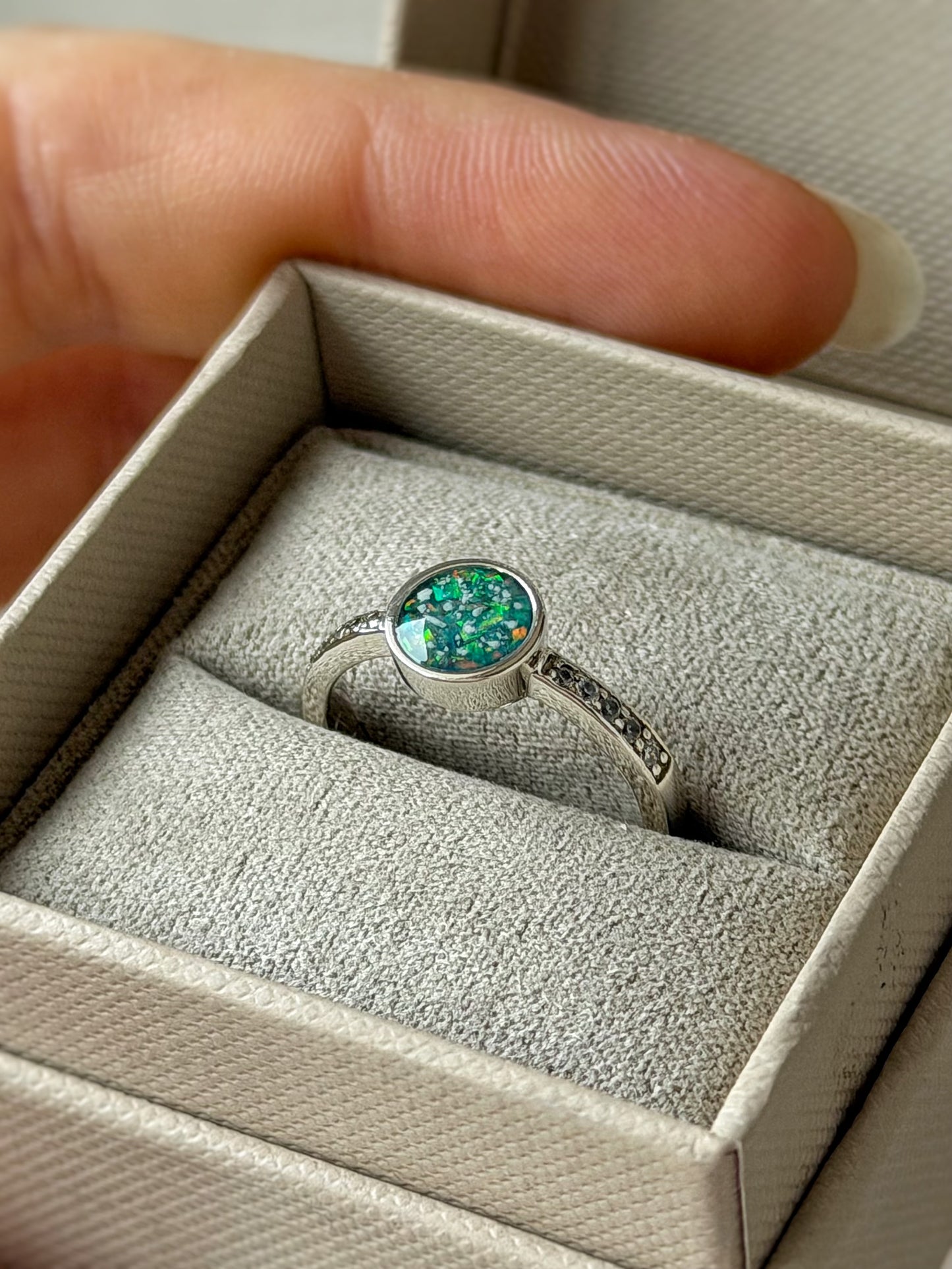 925 Silver Round Crystal Shoulder Ring