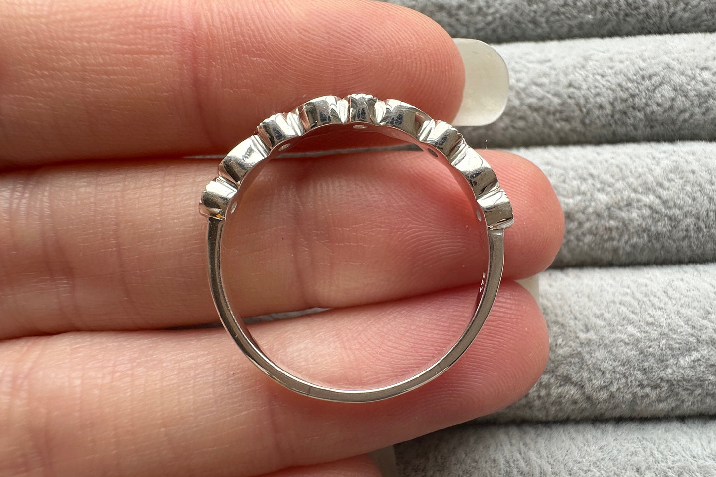 Silver Pear Crimped Edge Crystal Band Ring Size X 1/2