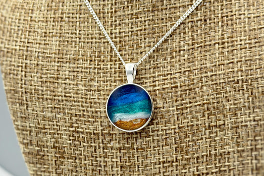 925 Silver Round Beach Scene Memorial Pendant