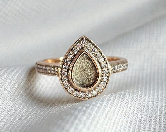9k Gold Pear Drop Full Crystal Ring