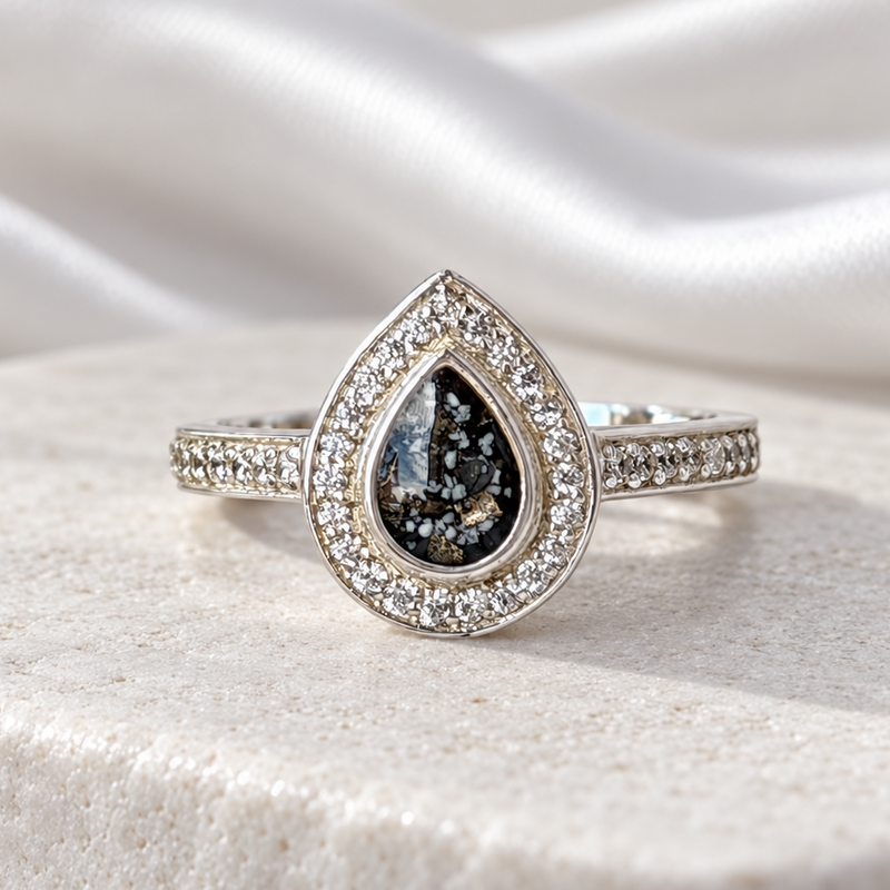 925 Silver Pear Drop Crystal Ring