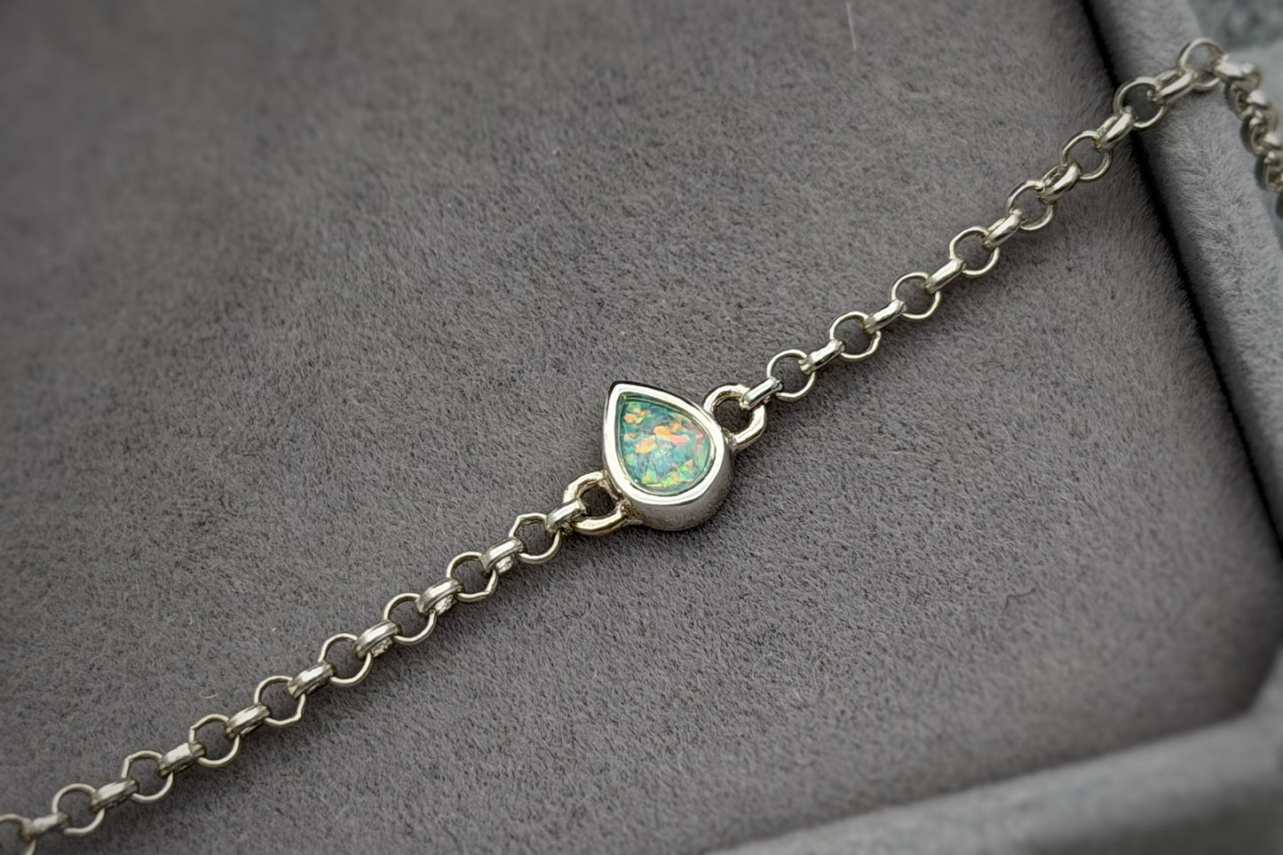 925 Silver Adjustable Belcher Chain Mini Teardrop Bracelet